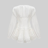 Korse Stili Gövdeli, Fırfır Etekli ve Kabarık Kollu Elbise