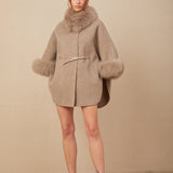 Kürk Detaylı Kemerli Pelerin Kaban