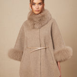 Kürk Detaylı Kemerli Pelerin Kaban