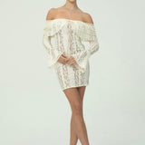 Çan Kollu Şık Omuzları Açık Dantel Mini Elbise