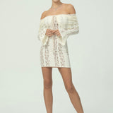 Çan Kollu Şık Omuzları Açık Dantel Mini Elbise