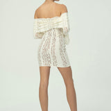 Çan Kollu Şık Omuzları Açık Dantel Mini Elbise