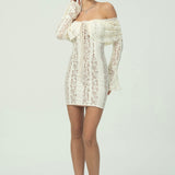 Çan Kollu Şık Omuzları Açık Dantel Mini Elbise