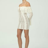 Çan Kollu Şık Omuzları Açık Dantel Mini Elbise