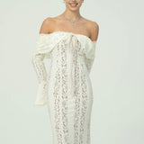 Zarif Omuzları Açık Dantel Maksi Elbise