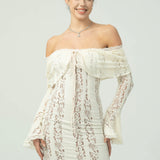 Çan Kollu Şık Omuzları Açık Dantel Mini Elbise