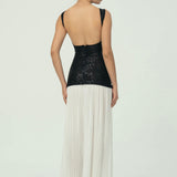 Sofistike Siyah Pullu Beyaz Pileli Maksi Etek