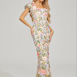 Çiçek İşlemeli Maxi Elbise