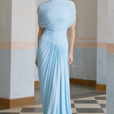 Asimetrik pilili maksi elbise