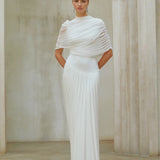 Asimetrik pilili maksi elbise