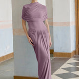 Asimetrik pilili maksi elbise