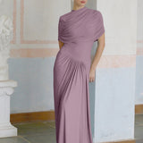 Asimetrik pilili maksi elbise