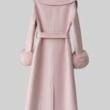 Kürk Manşetli ve 3D Çiçek İşlemeli Kaban