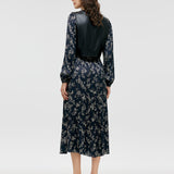 Çevre Dostu Kürk Yelek ve Çiçek Desenli Elbise İkili Takım