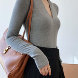 Siyah V Yaka Uzun Kollu Triko Bluz