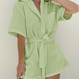 Minimal ve Zarif Beyaz Tulum