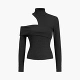 Asimetrik Omuz Detaylı Triko Bluz