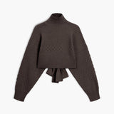 Zarif Dokulu Sırt Detaylı Kazak