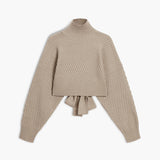 Zarif Dokulu Sırt Detaylı Kazak