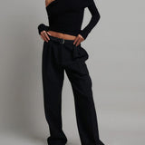 Defne Omuz Açık Triko Bluz