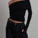 Defne Omuz Açık Triko Bluz