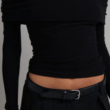 Defne Omuz Açık Triko Bluz