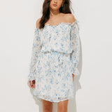 Çiçek Desenli Marul Kesimli Kemerli Omuzları Açık Kısa Elbise