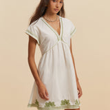 Nakışlı V Yaka Kap Kol Elbise