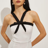 Siyah Detaylı Beyaz Tulum