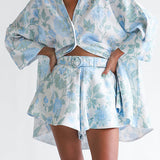 Yaka Çiçek Desenli Kemerli Şort Takımı