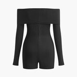 Siyah Omuzları Açık Mini Tulum