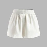 Beyaz Halter Yaka Bağlamalı Şortlu Takım