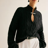 Siyah Örgü Desenli Metal Detaylı Kazak