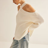 Çapraz Sırtlı Omuz Açık Triko Kazak