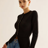 Düğmeli Yırtmaçlı İnce Hırka