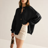 Düğmeli Bol Yumuşak Hırka