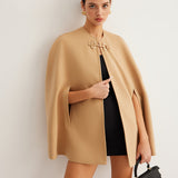 Metal Detaylı Düz Tüvit Pelerin