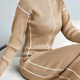 Bej Dikiş Detaylı Triko Elbise