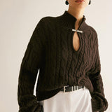 Siyah Örgü Desenli Metal Detaylı Kazak