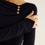 Metal Detaylı Plise Bluz