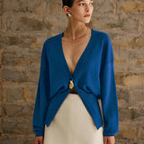 Tek Altın Tokalı Triko Hırka