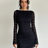 Dantel Detaylı Uzun Kollu Kısa Elbise