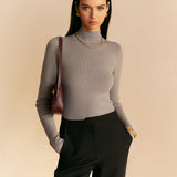 Yüksek Yaka İnce Triko Kazak