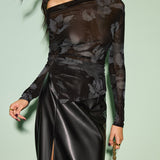 Yarı Şeffaf Asimetrik Baskılı Tişört