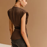 Kap Kol Asimetrik Etek Skinny T-Shirt