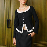 Kare Yaka Kontrast Marul Kesimli Yırtmaçlı Bluz