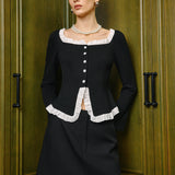 Kare Yaka Kontrast Marul Kesimli Yırtmaçlı Bluz