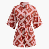 Şık Çiçek Desenli Tulum ile Rahat Stil