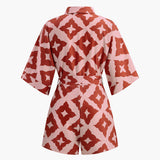 Şık Çiçek Desenli Tulum ile Rahat Stil