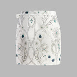 Şık Çiçekli Sarma Etek ile Zahmetsiz Stil